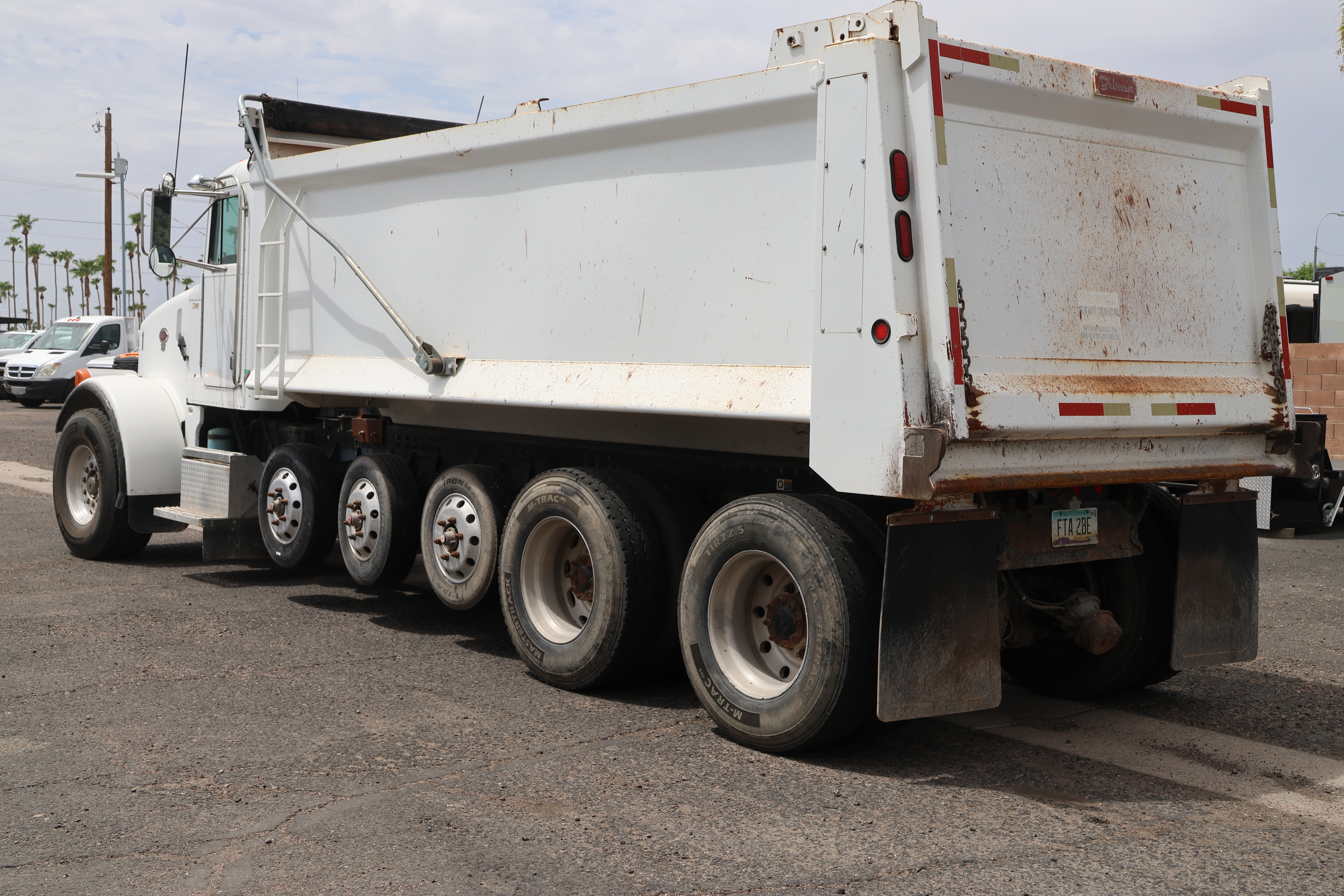 2002 Peterbilt 357