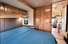 2018 Mercedes-Benz SPRINTER 3500