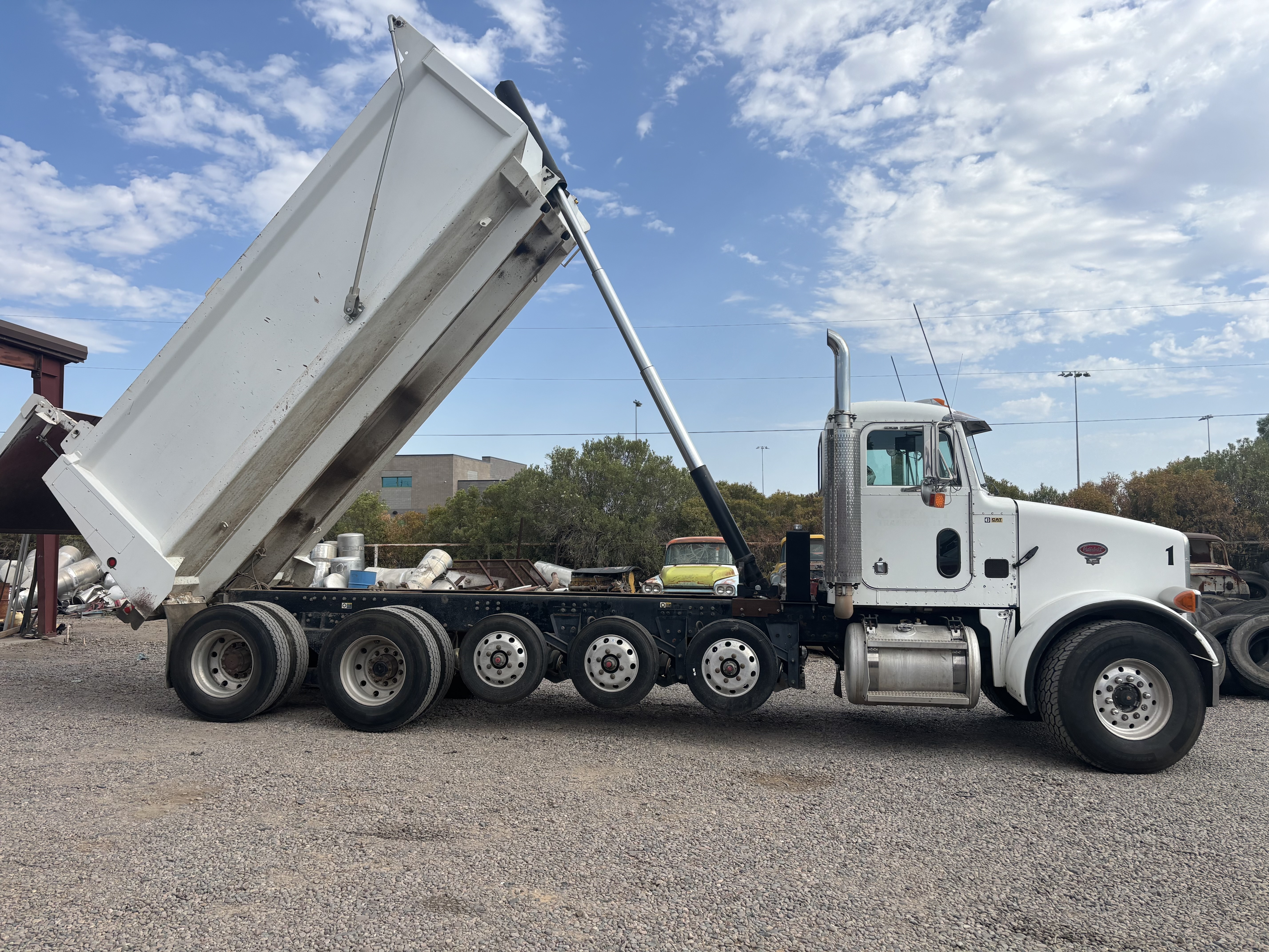 2002 Peterbilt 357