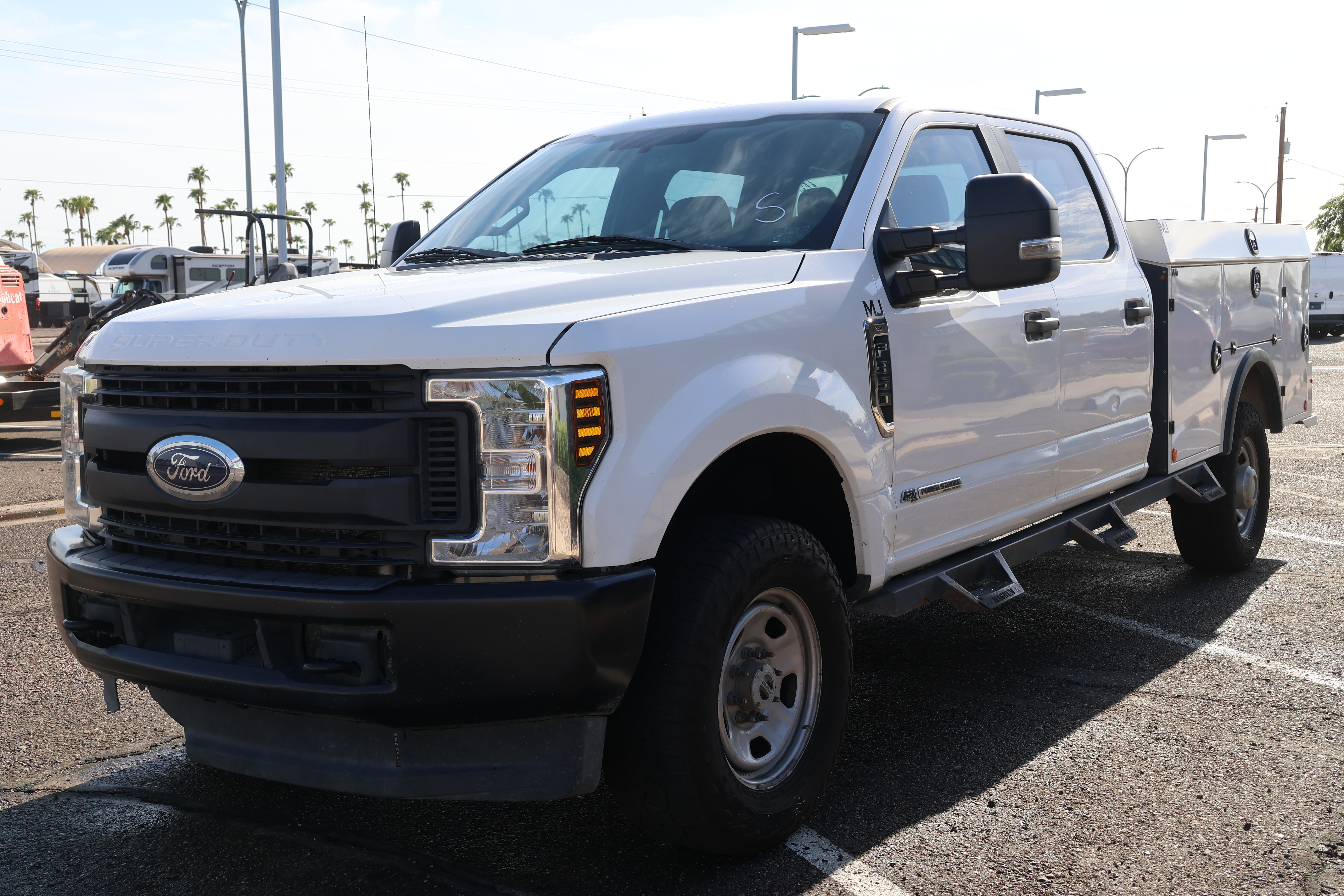 2018 Ford F350 DIESEL UTILITY TRUCK WORK CONTRACTOR READY
