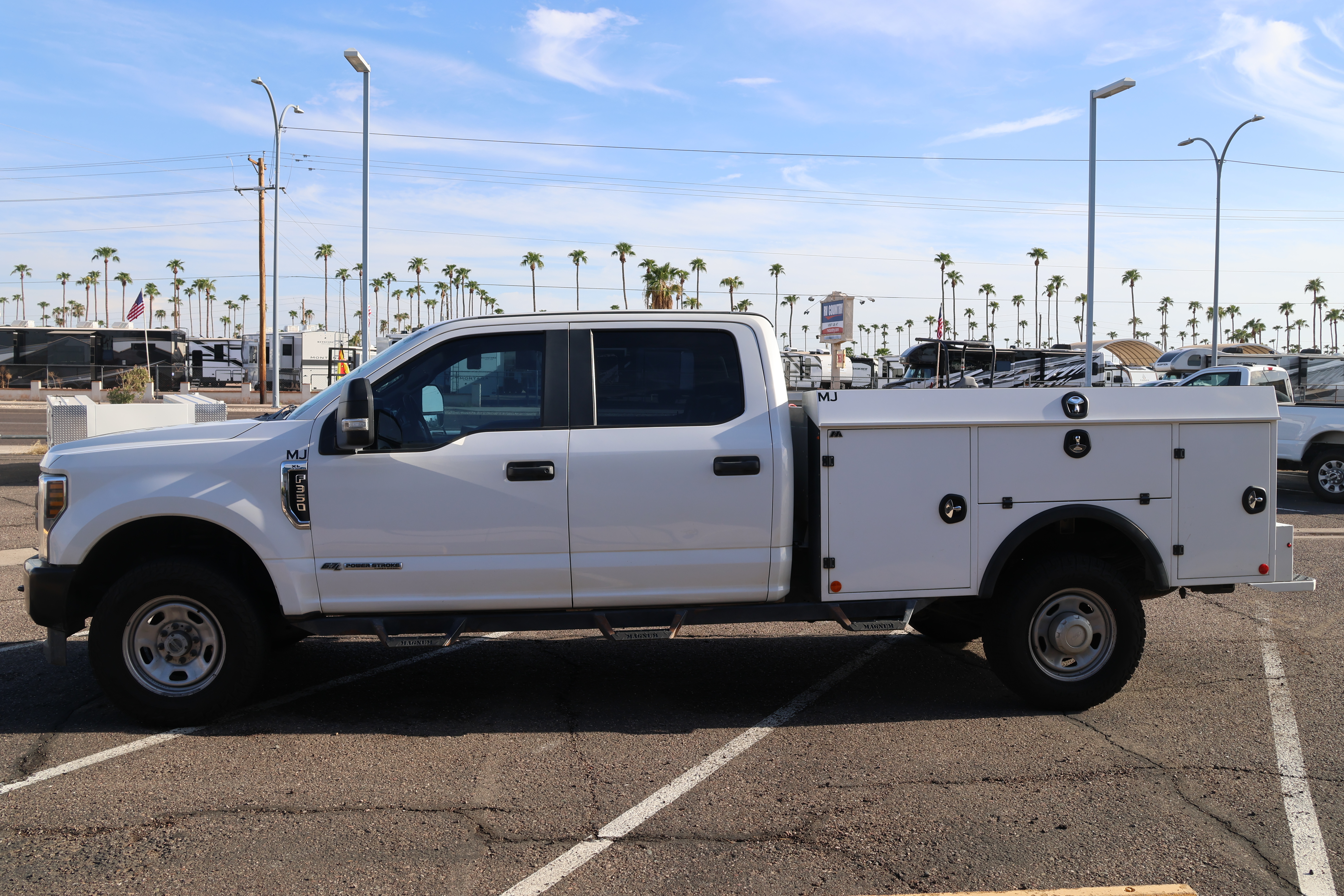 2018 Ford F350 DIESEL UTILITY TRUCK WORK CONTRACTOR READY