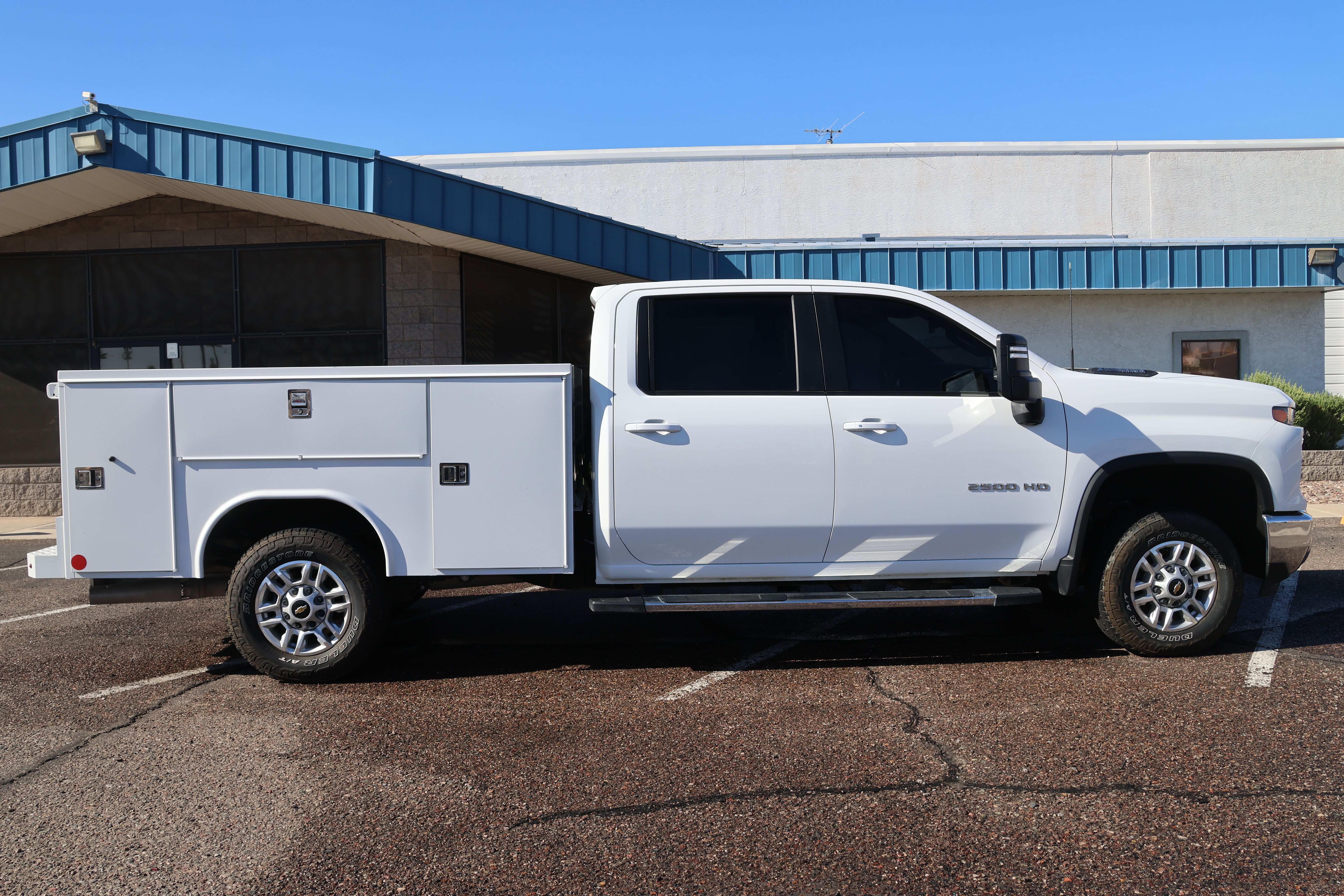 2025 Chevrolet SILVERADO 2500 HD DIESEL UTILITY BED CONTRACTOR READY