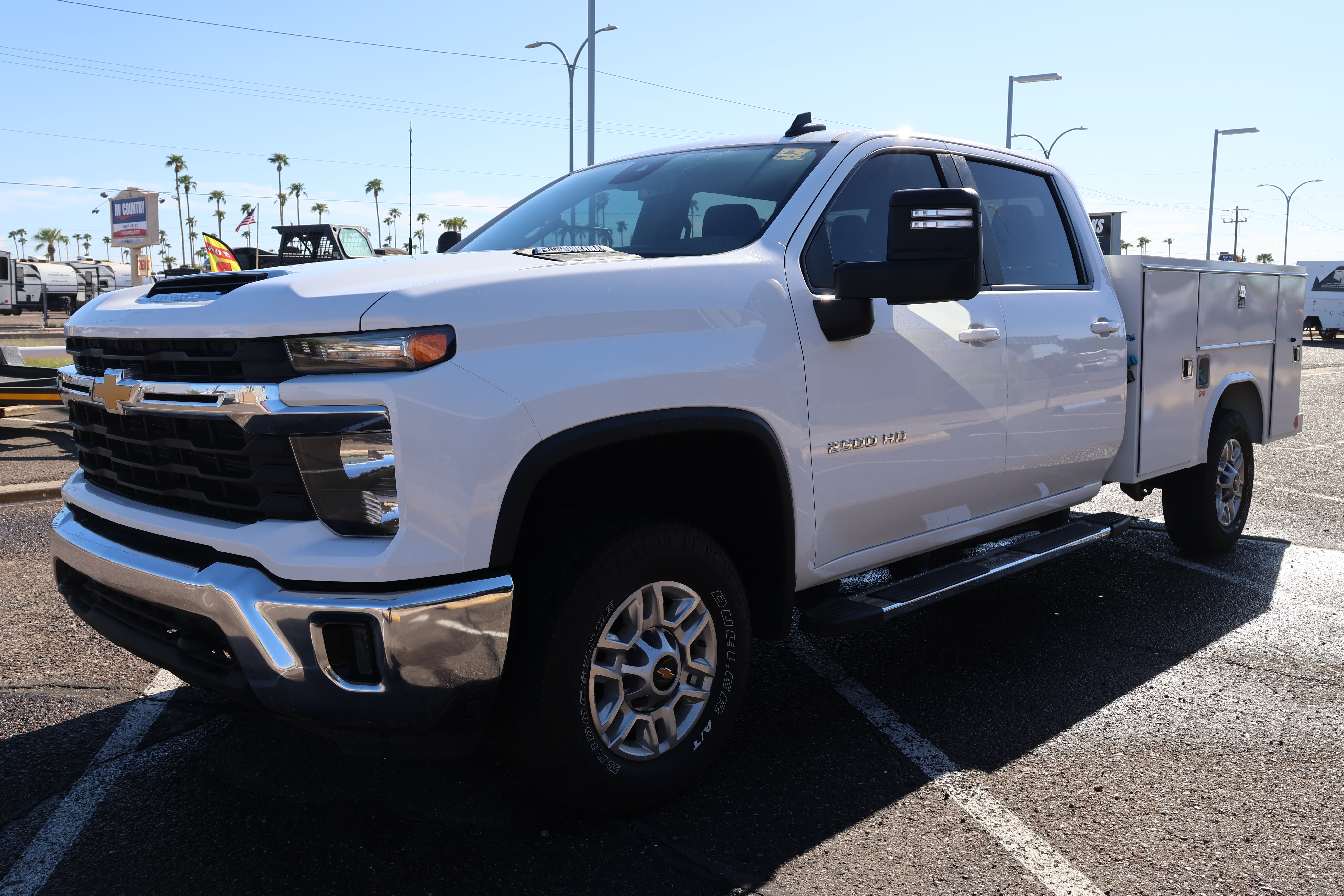 2025 Chevrolet SILVERADO 2500 HD DIESEL UTILITY BED CONTRACTOR READY