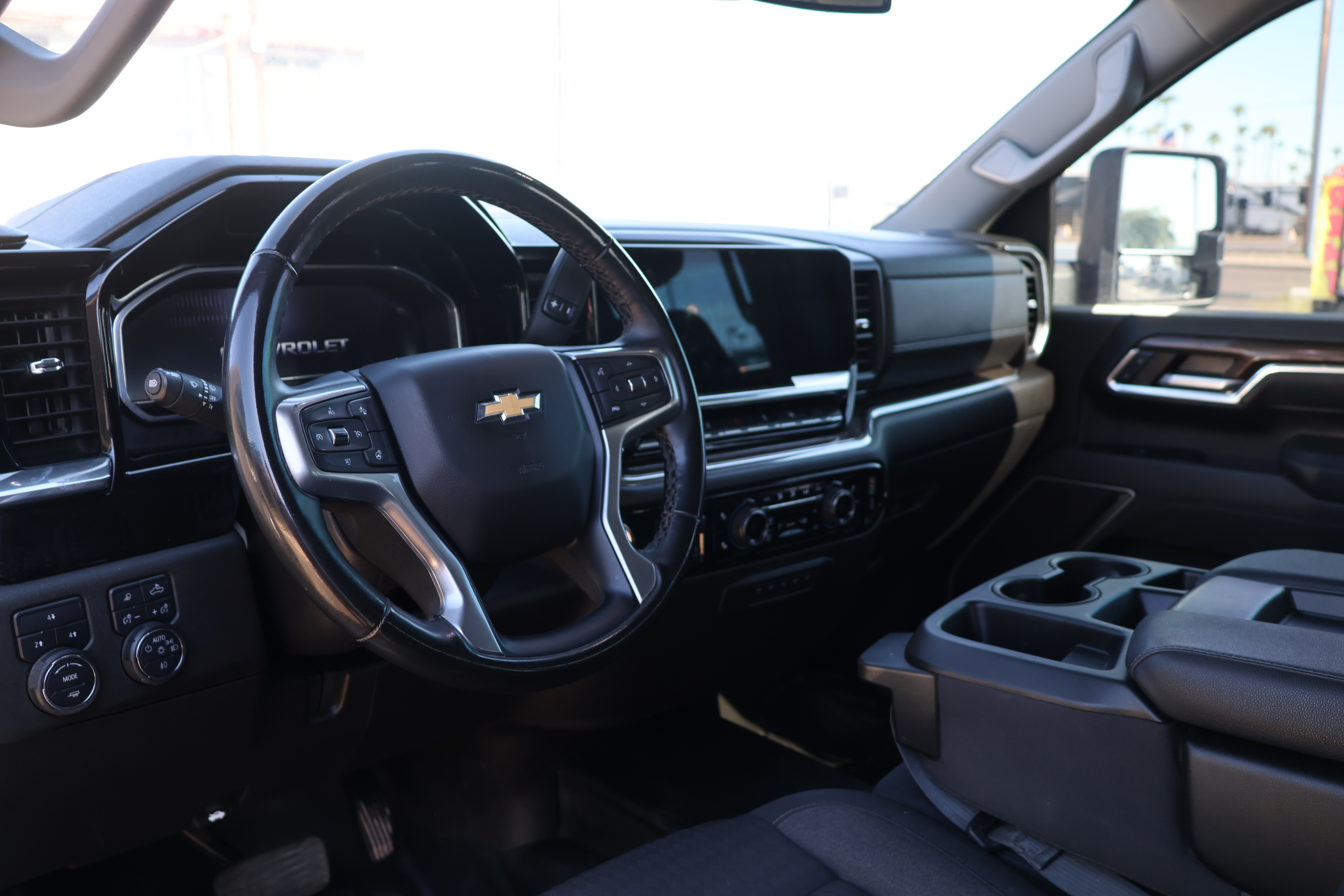 2025 Chevrolet SILVERADO 2500 HD DIESEL UTILITY BED CONTRACTOR READY