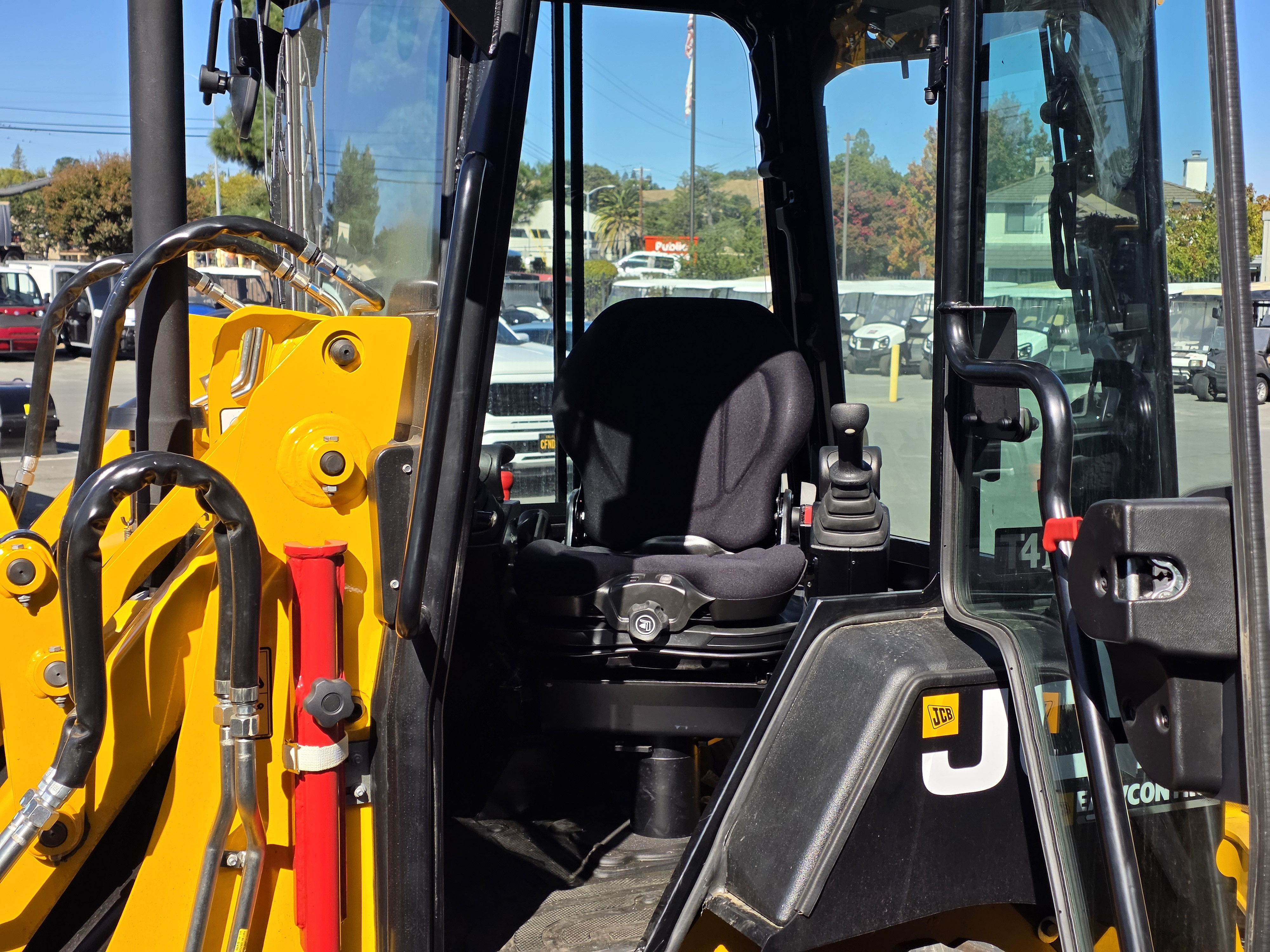 2026 JCB 1CXT