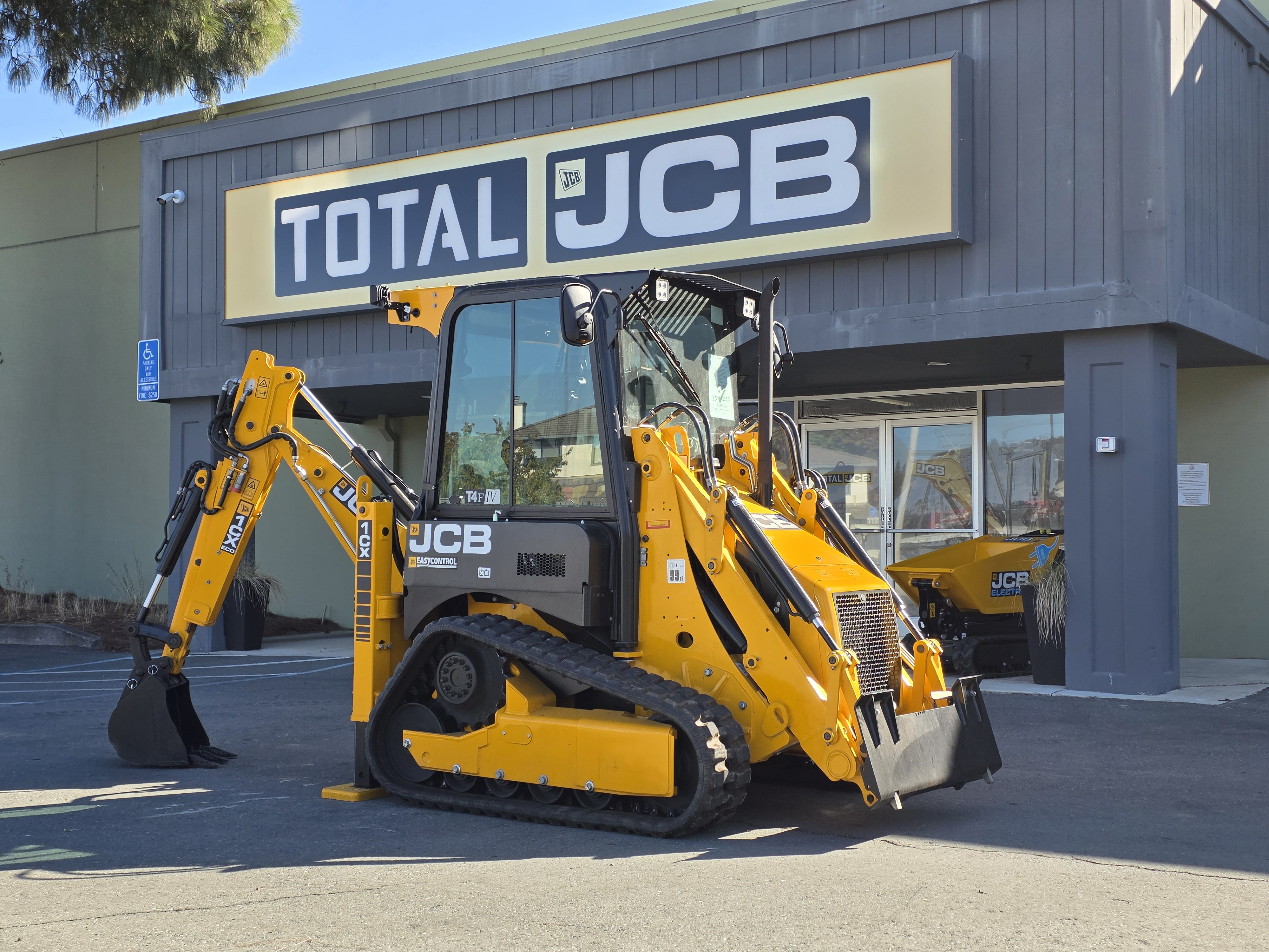 2026 JCB 1CXT