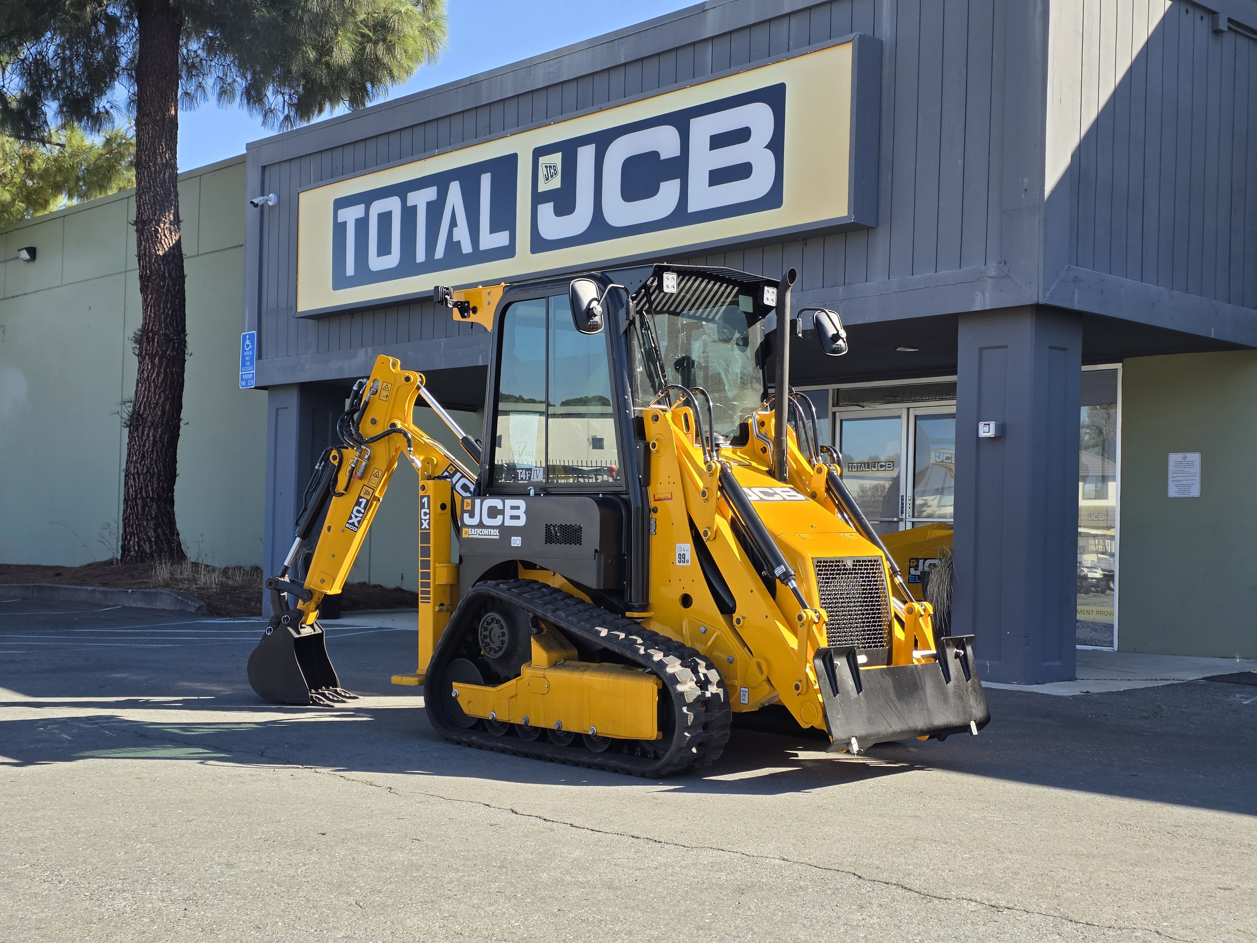2026 JCB 1CXT