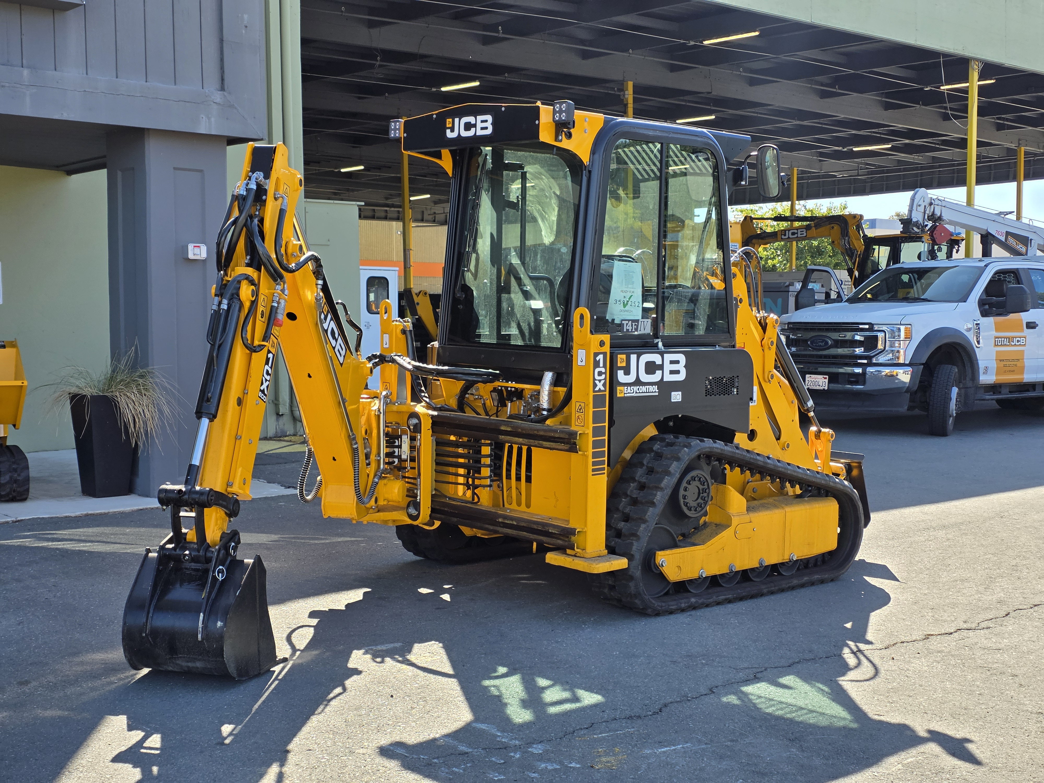 2026 JCB 1CXT