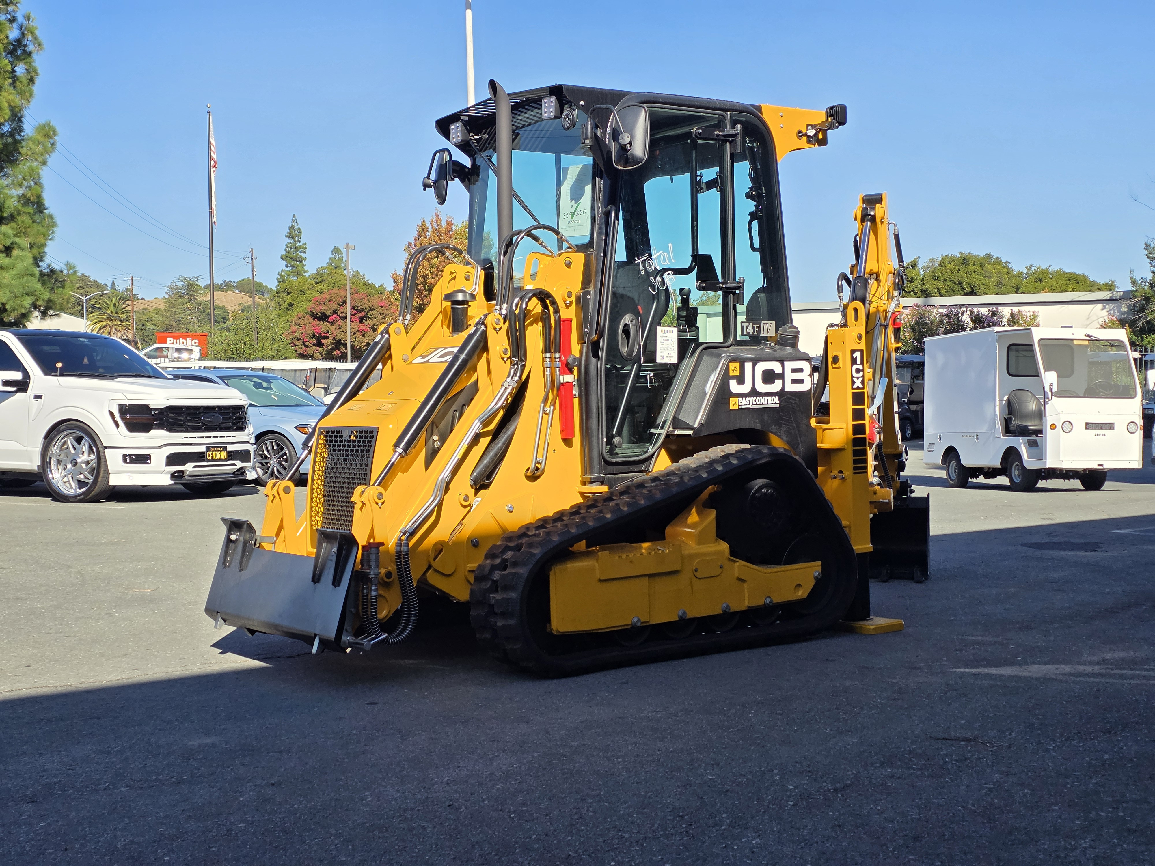 2026 JCB 1CXT