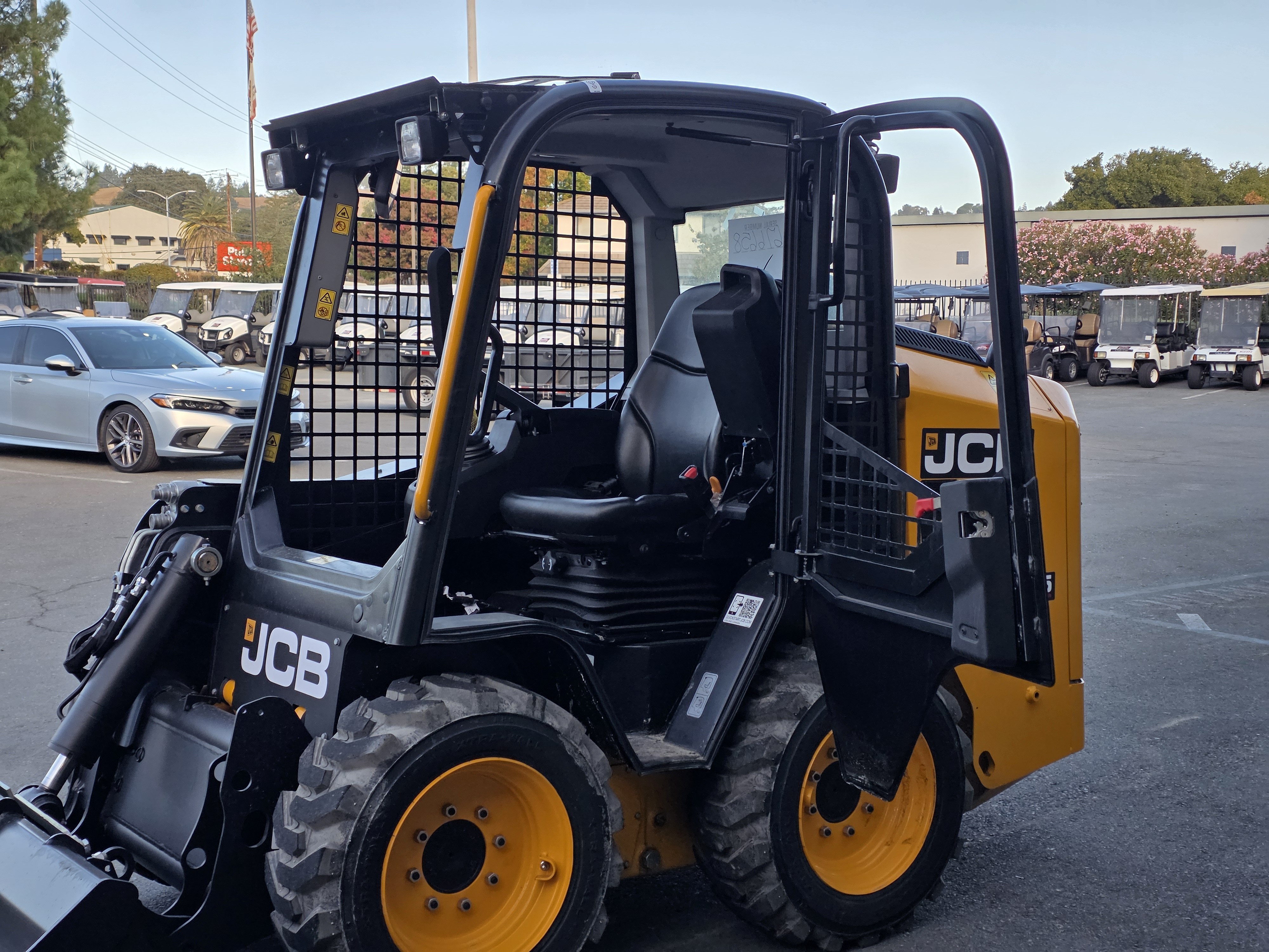 2026 JCB 215