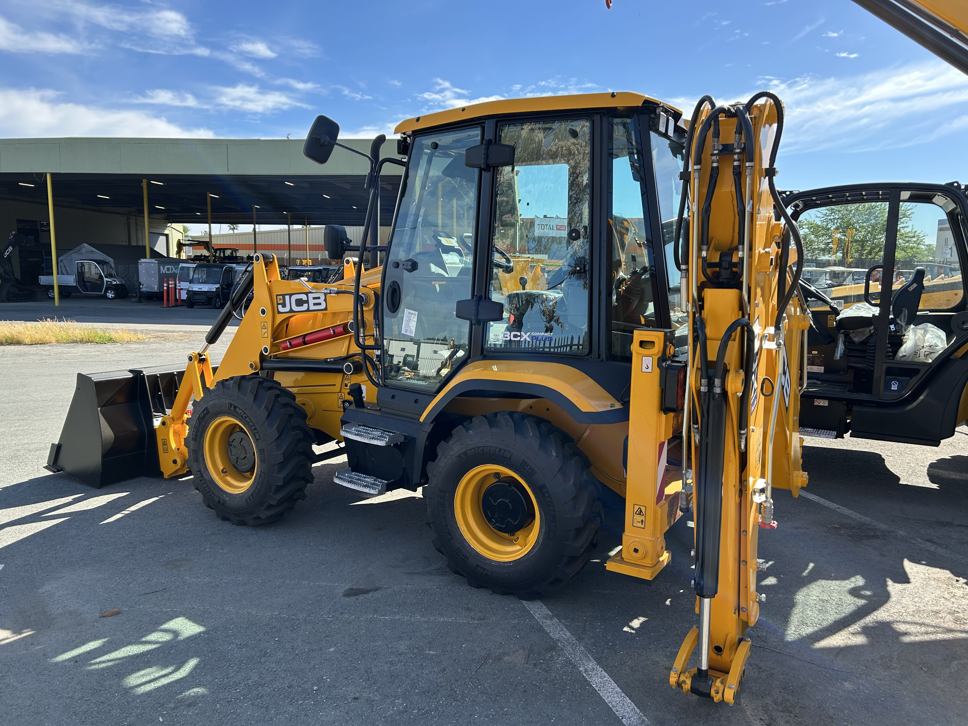 2026 JCB 3CX COMPACT 12L4WM