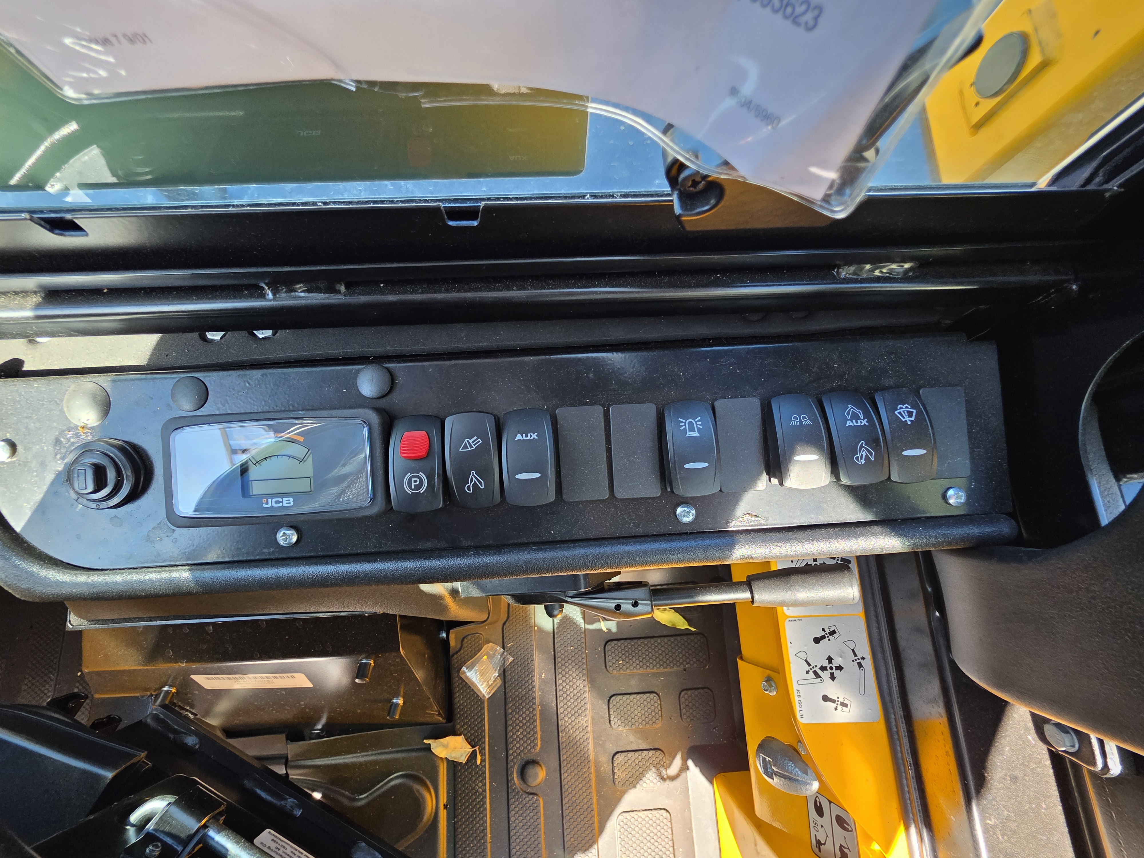 2026 JCB 1CXT