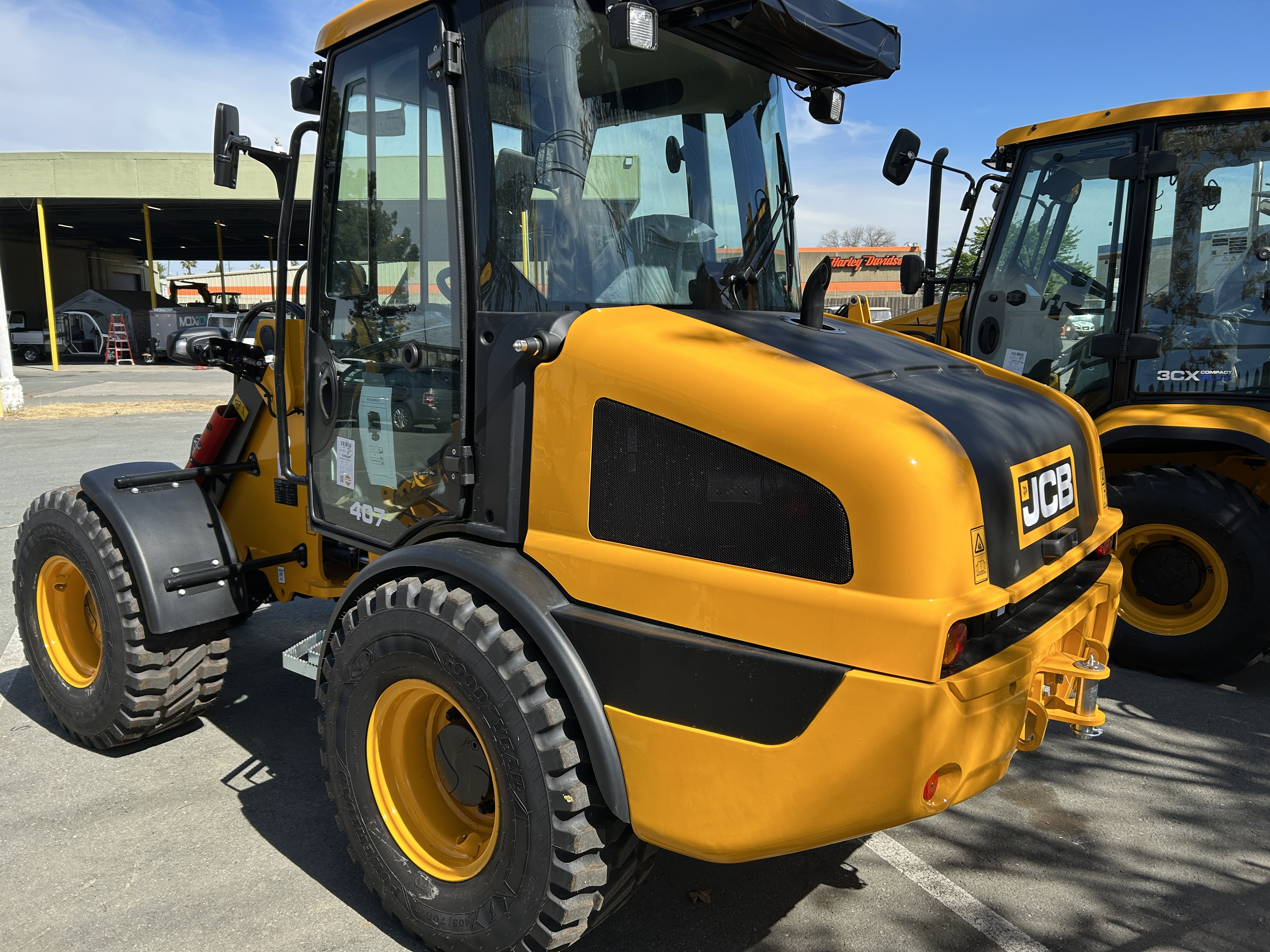 2026 JCB 407