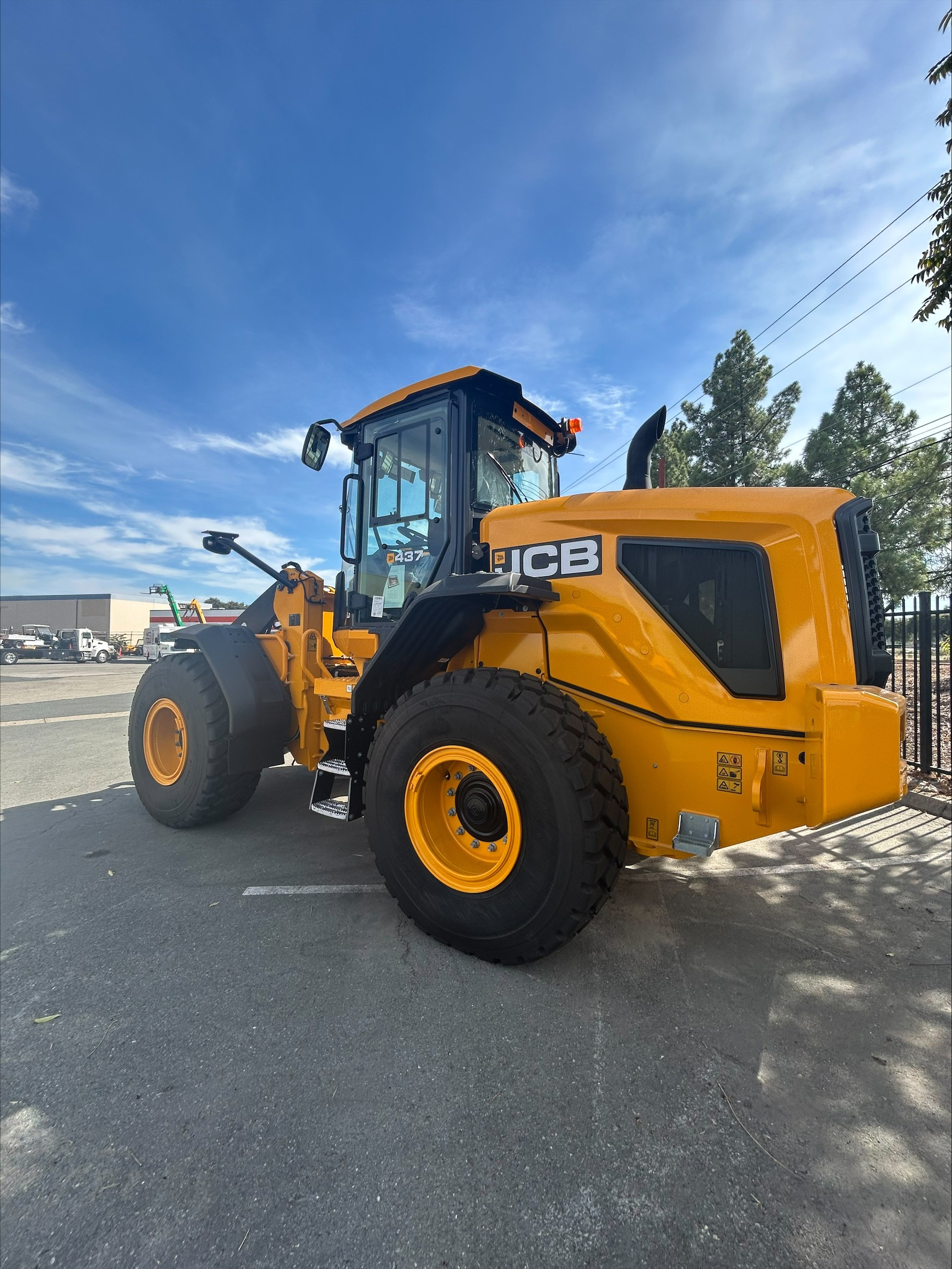 2026 JCB 437