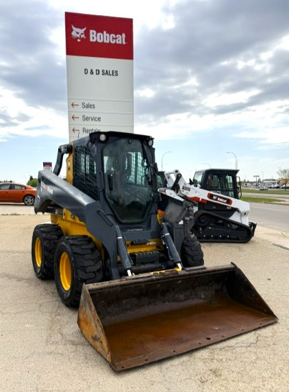 Photo of a 2017 John Deere 332G