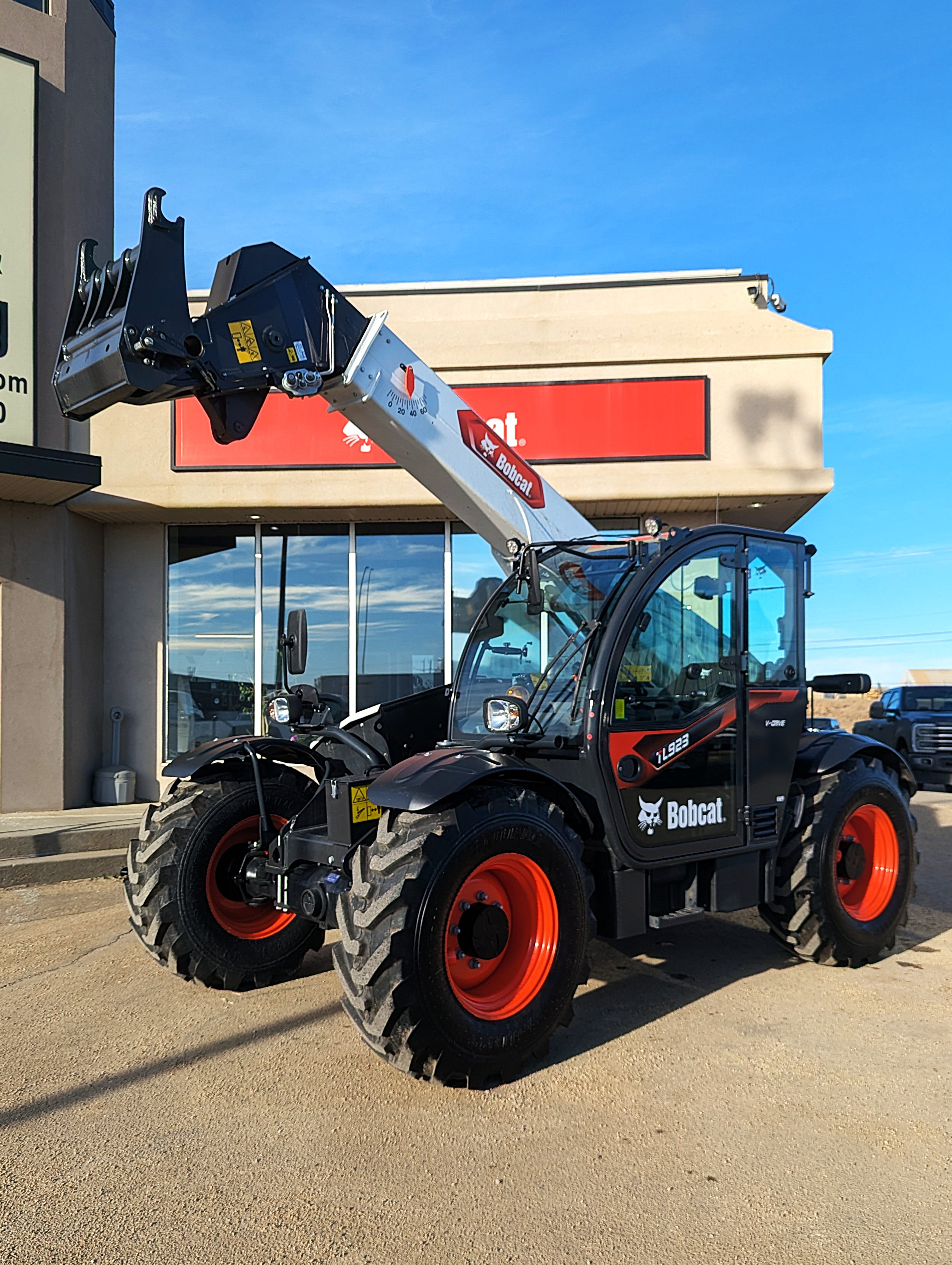 Photo of a 2025 Bobcat TL923