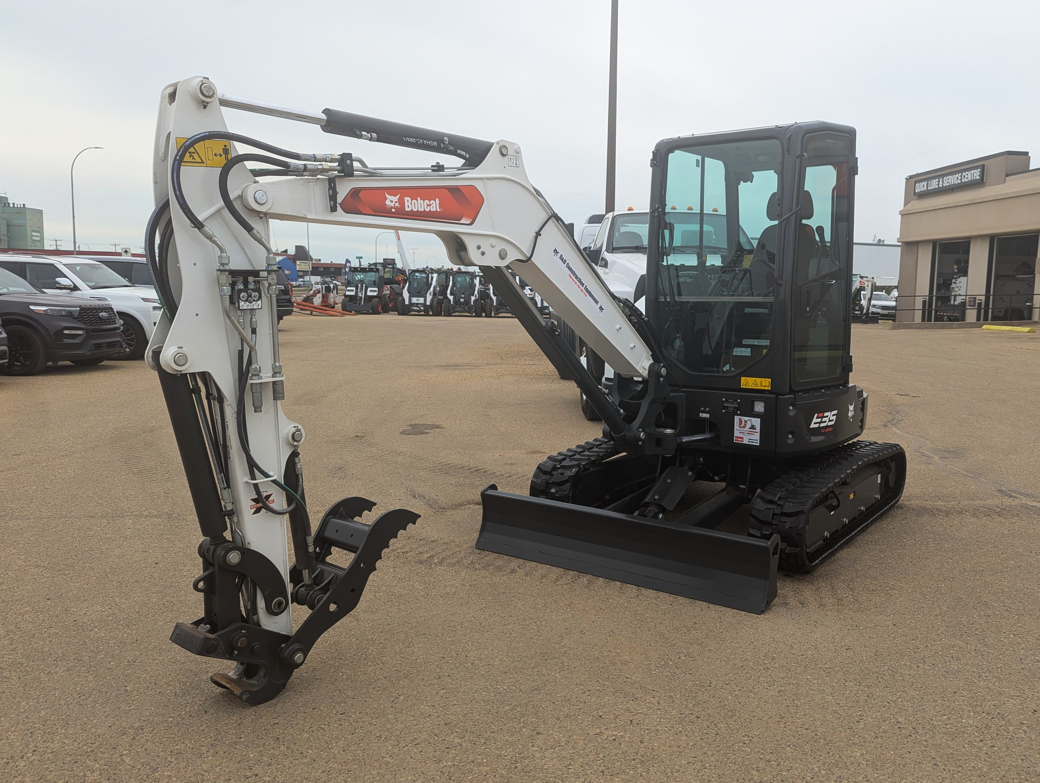 Photo of a 2026 Bobcat E35 (25 hp) Long Arm
