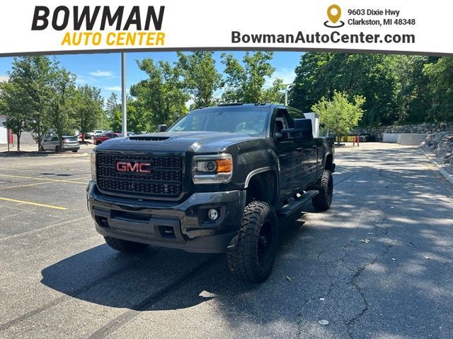Photo of a 2015 GMC SIERRA