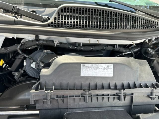 2025 Chevrolet EXPRESS 3500