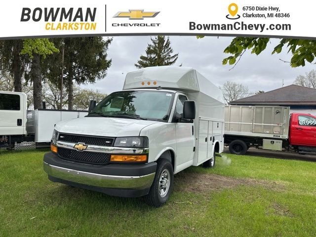 Photo of 2026 Chevrolet Express 3500