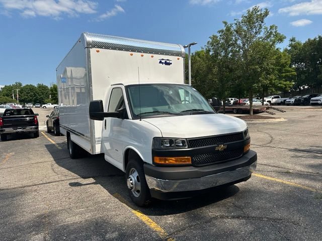 2026 Chevrolet EXPRESS 3500