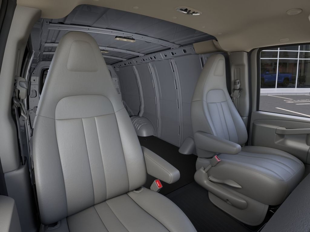 2025 Chevrolet EXPRESS 2500