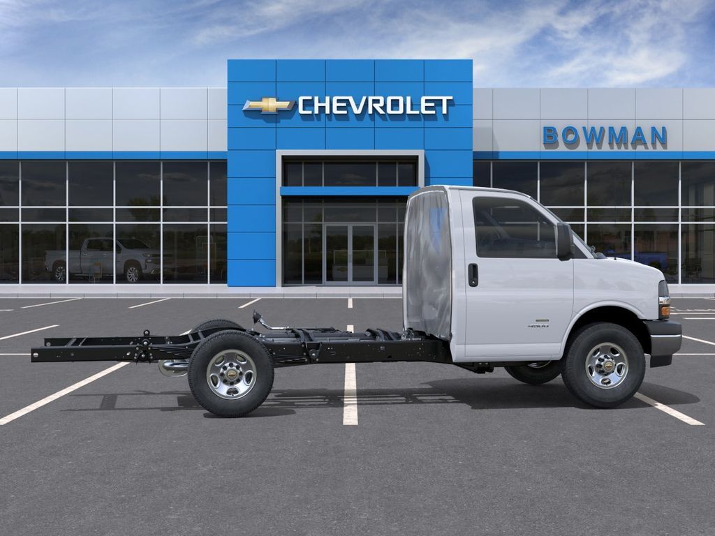 2026 Chevrolet EXPRESS 3500