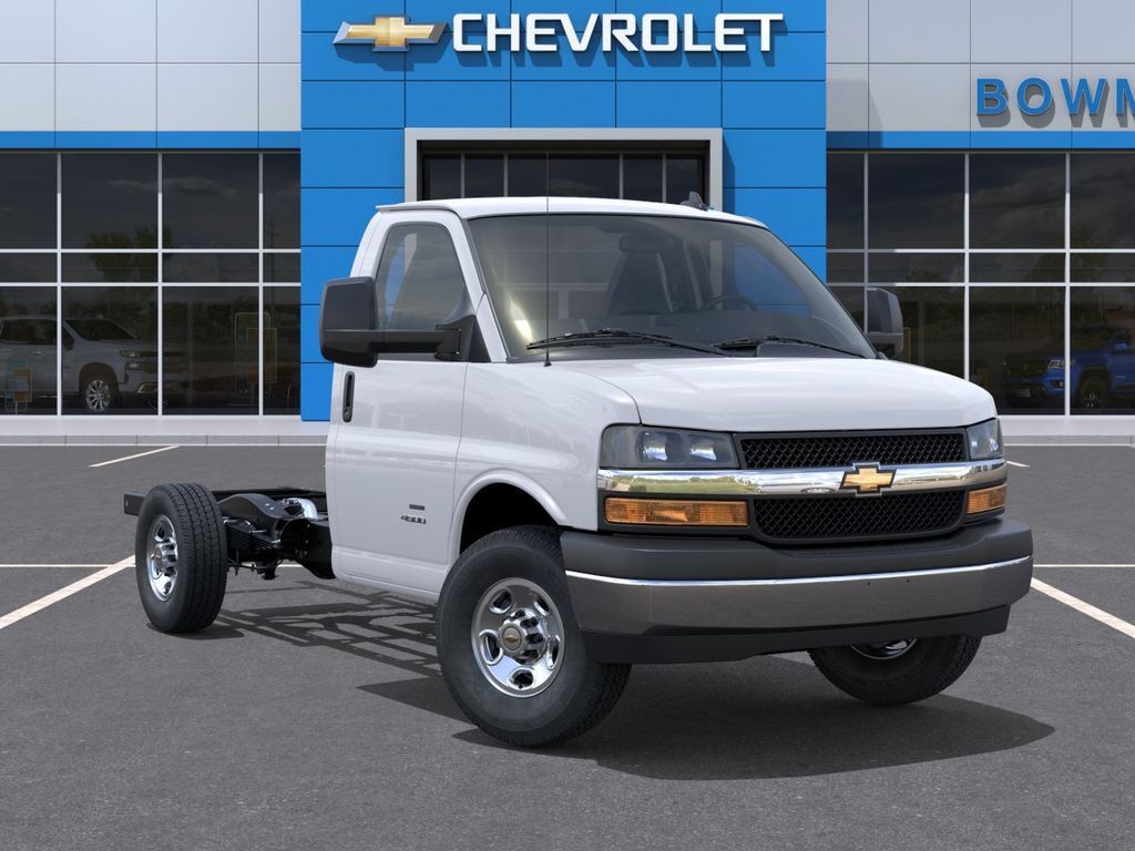 2026 Chevrolet EXPRESS 3500