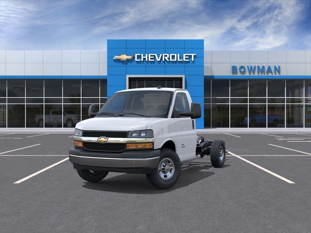 2026 Chevrolet EXPRESS 3500