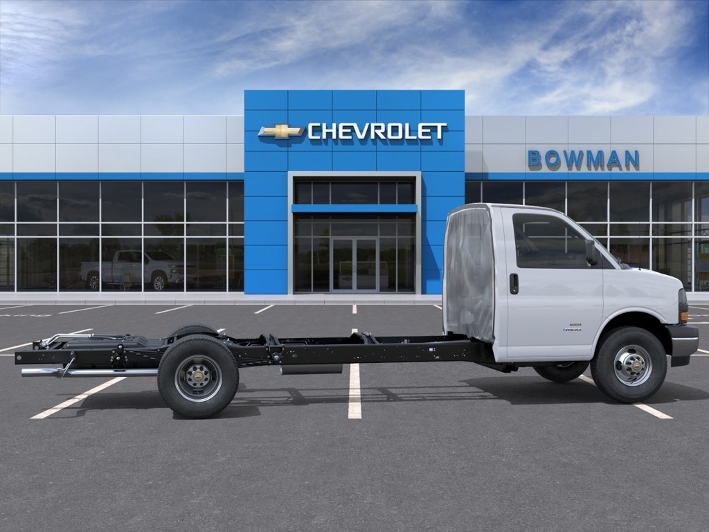 2026 Chevrolet EXPRESS 3500