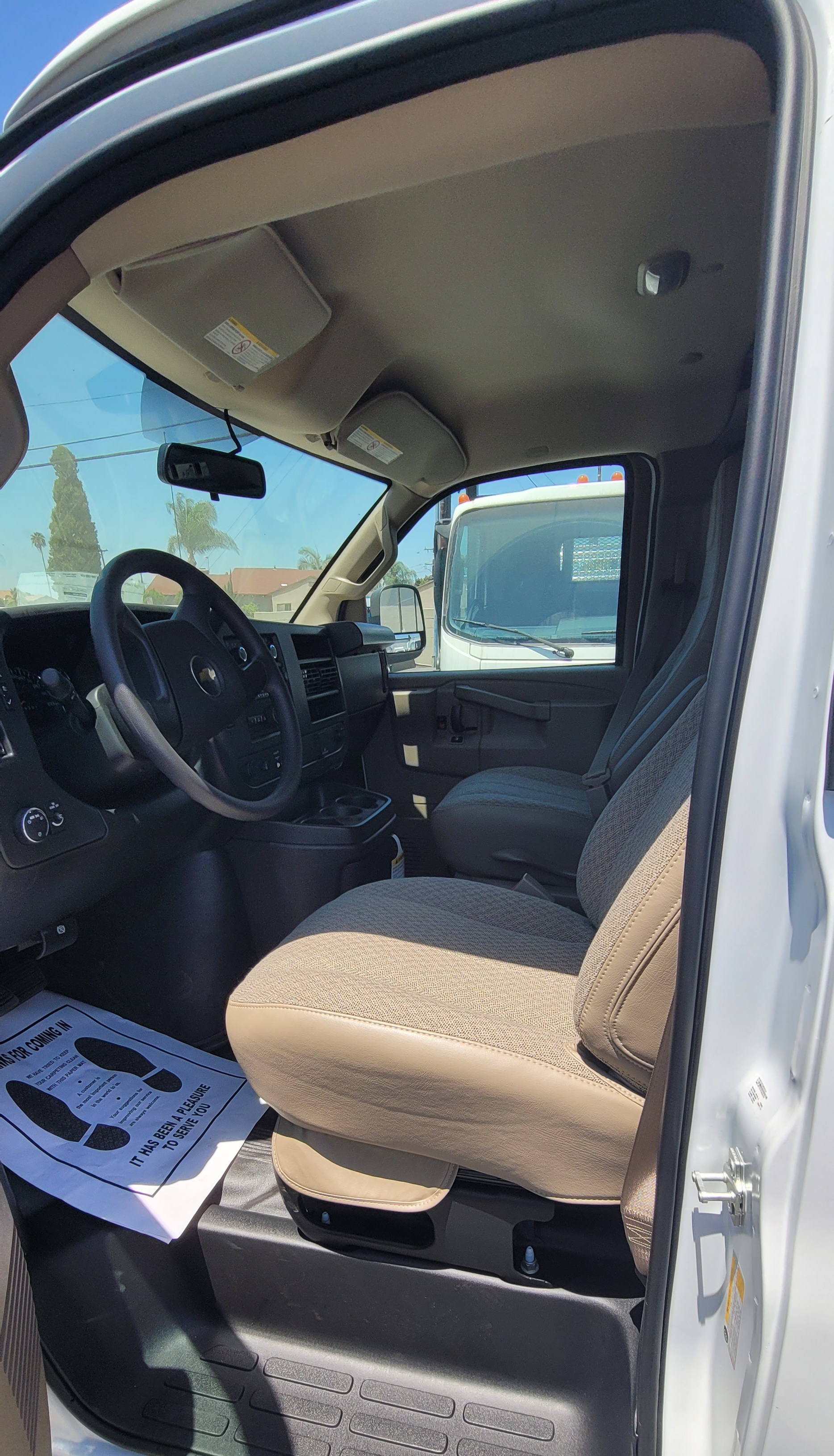 2026 Chevrolet Express G2500