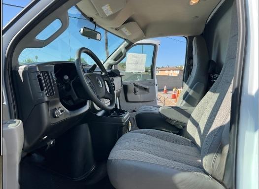 2025 Chevrolet EXPRESS G4500