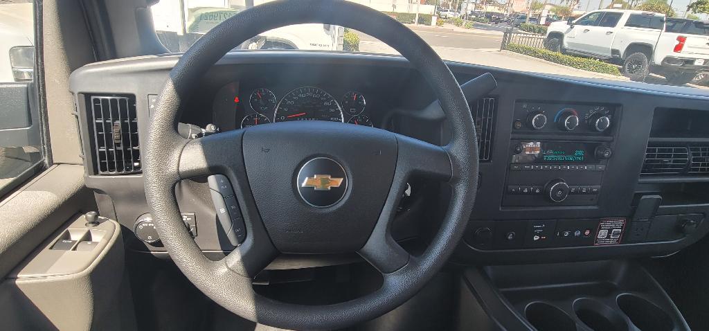 2025 Chevrolet EXPRESS G2500