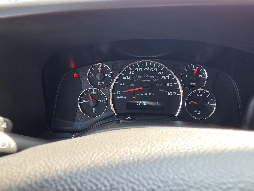 2026 Chevrolet Express G2500