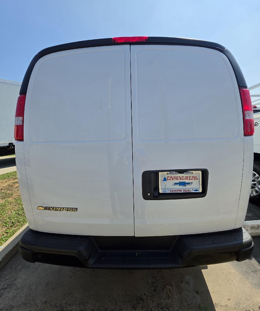 2026 Chevrolet EXPRESS G3500