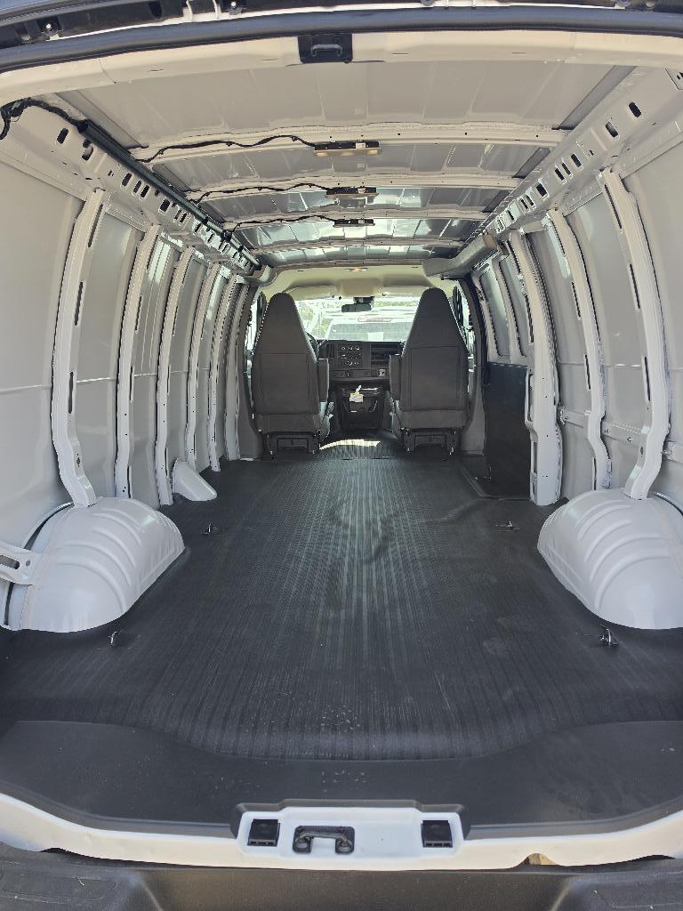 2026 Chevrolet Express G3500