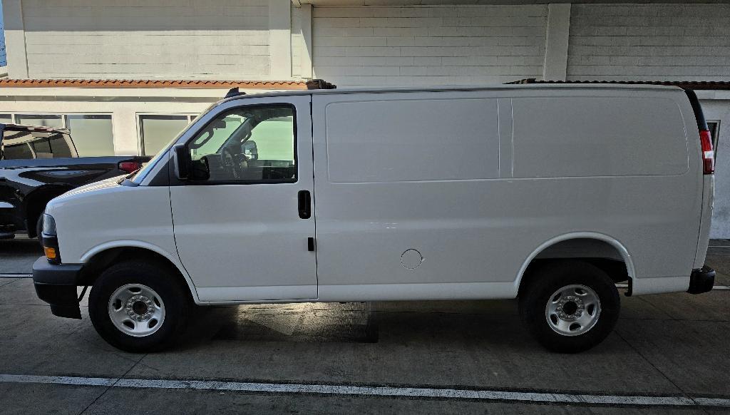 2026 Chevrolet EXPRESS G2500