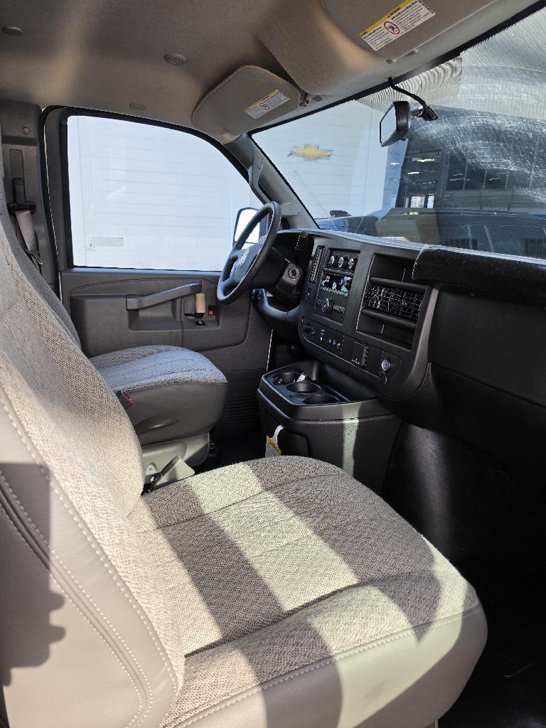 2026 Chevrolet EXPRESS G2500
