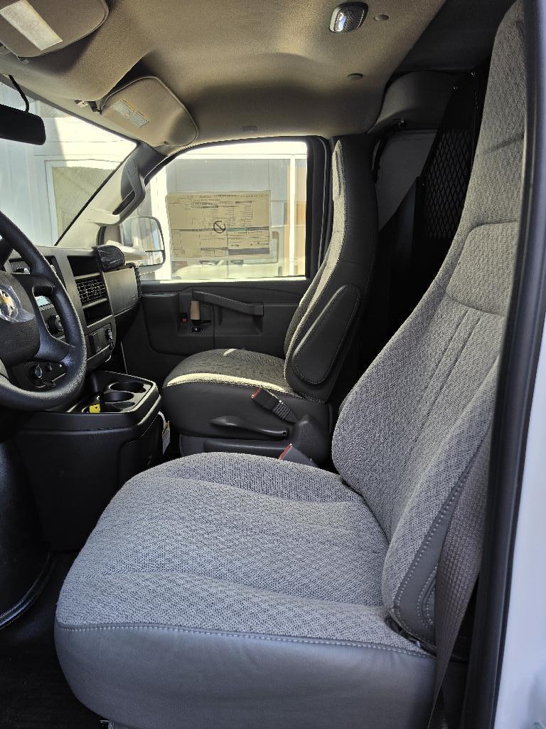 2026 Chevrolet EXPRESS G2500