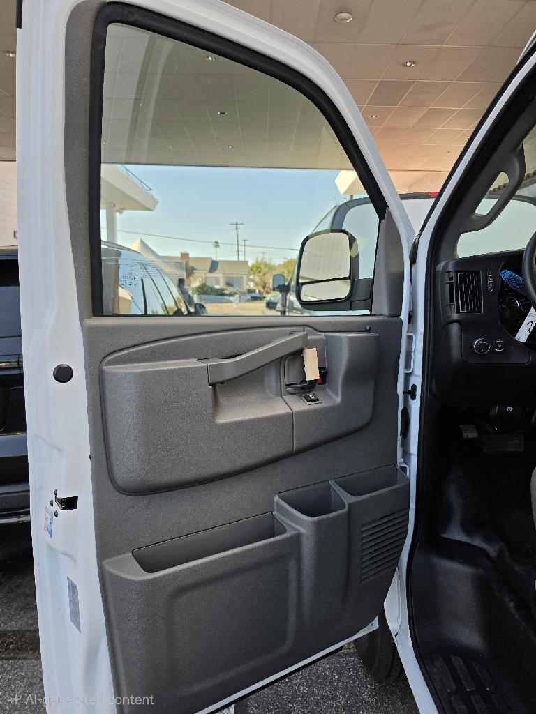 2026 Chevrolet EXPRESS G2500