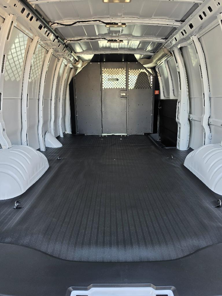 2026 Chevrolet EXPRESS G2500