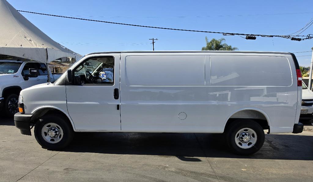 2026 Chevrolet EXPRESS G2500