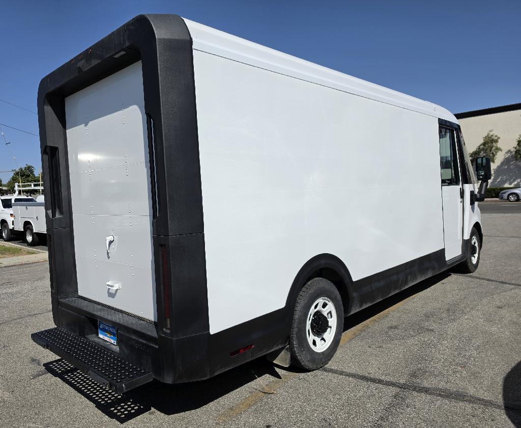 2025 Chevrolet BRIGHTDROP 600