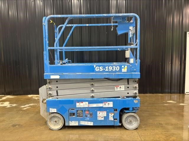 2015 Genie GS-1930