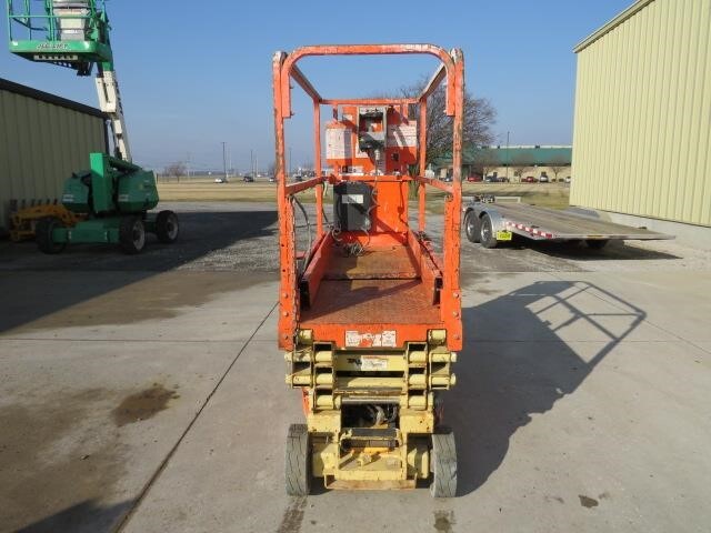 2016 JLG 1930ES