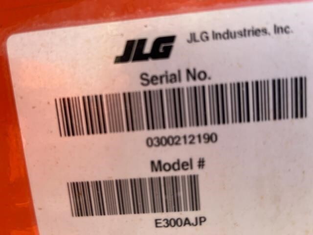2016 JLG E300AJP