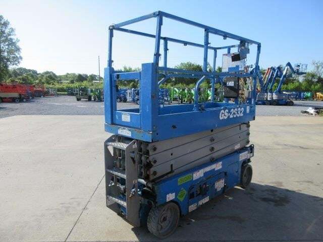 2017 Genie GS-2632