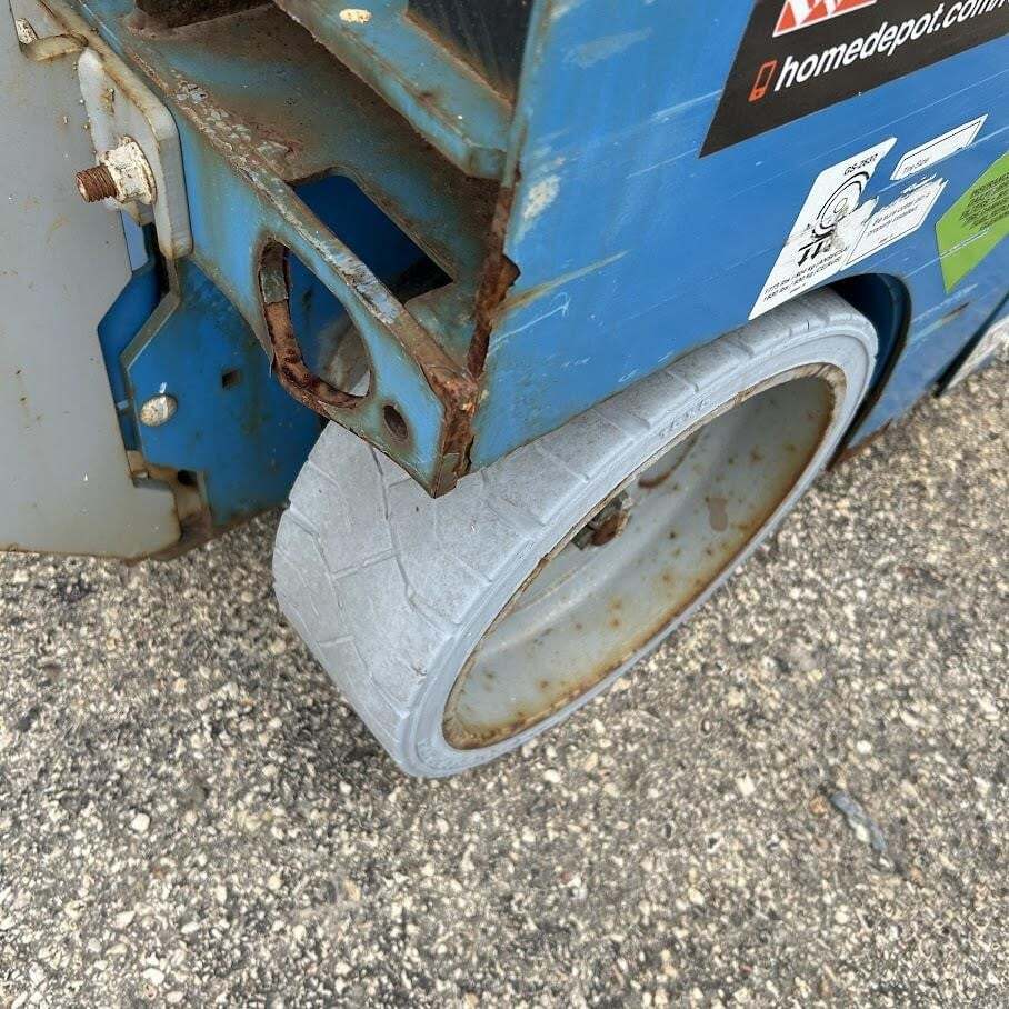 2017 Genie GS-2632