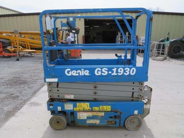2017 Genie GS-1930