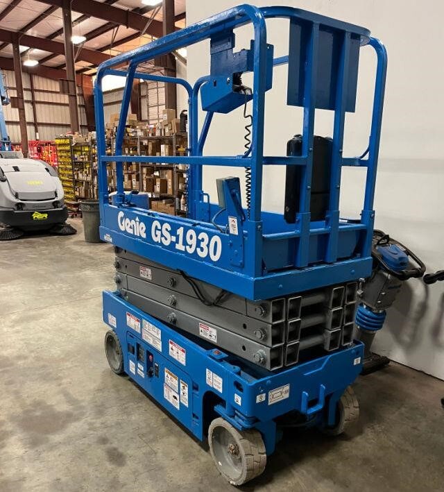 2017 Genie GS-1930
